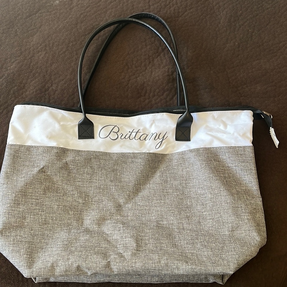 Gray and white tote